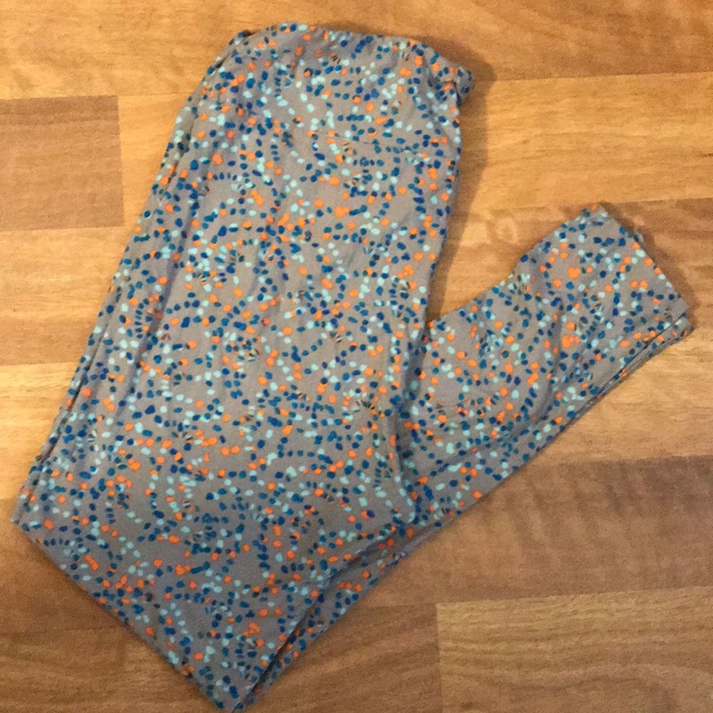 Lularoe Tall and Curvy Leggings